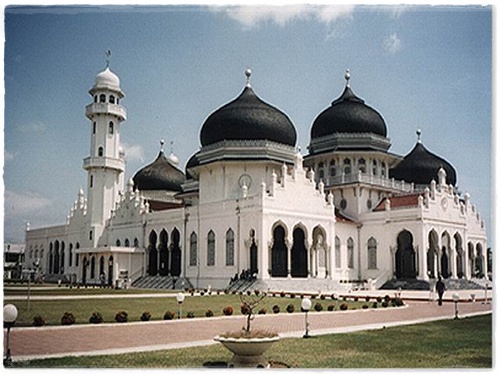 Gambar Masjid Terbesar dan Terindah di indonesia, Daftar nama masjid terbesar di indonesia, Gambar Masjid termegah, terindah, terbesar di indonesia