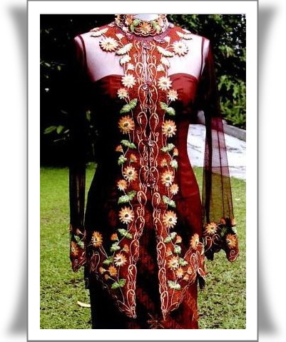 kebaya dalam video ini akan diperlihatkan acara fashion show kebaya