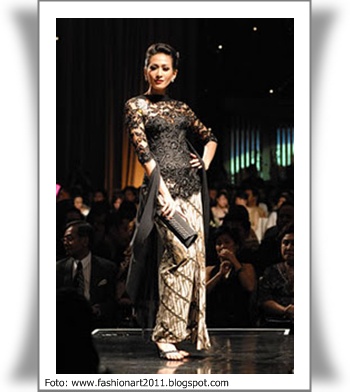 STORE.co.id Model Kebaya Wisuda - Mode / Fashion